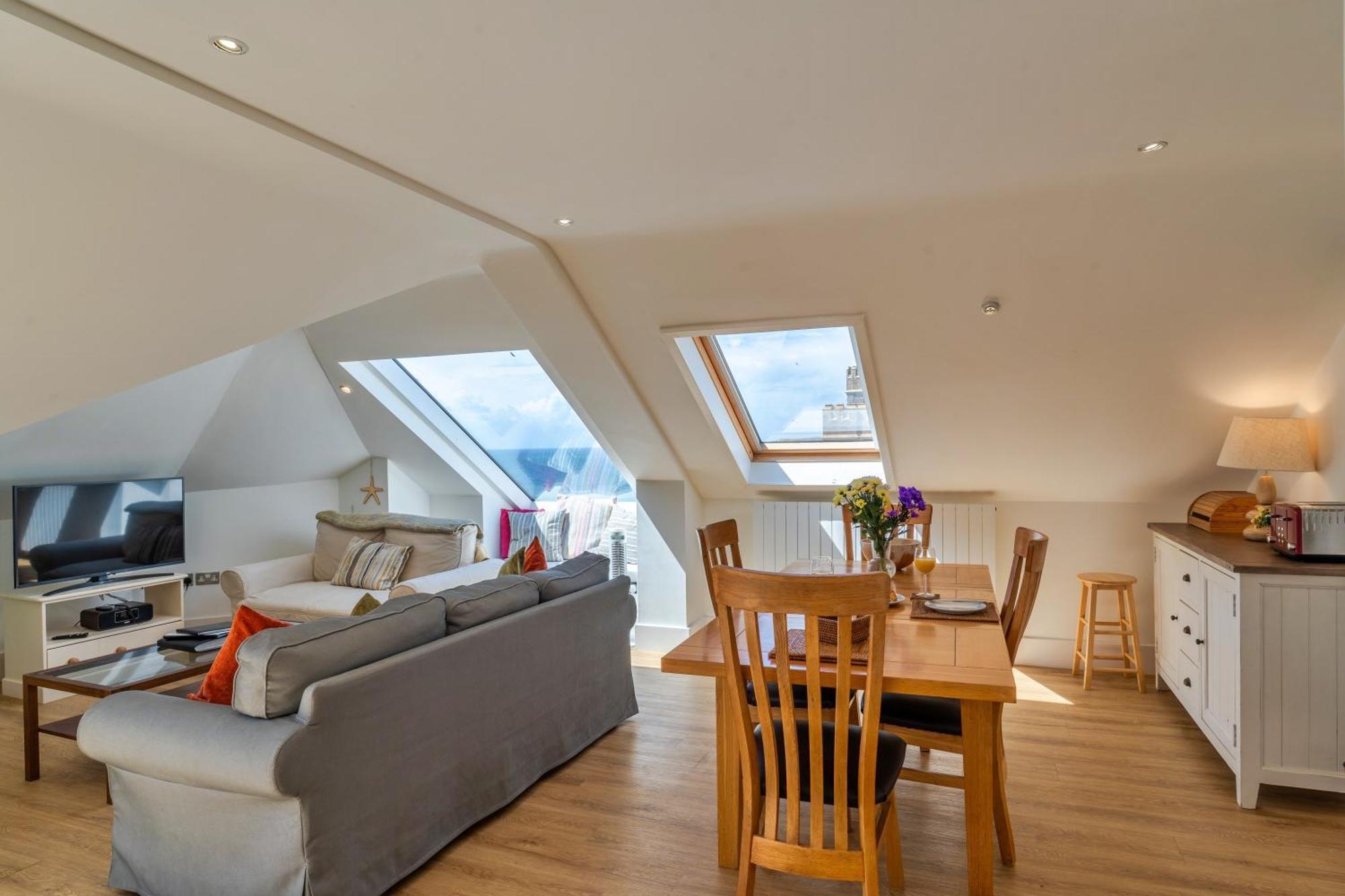 Finest Retreats - Ocean Lookout - Luxury Woolacombe Beach Apartment With Sea Views Bagian luar foto