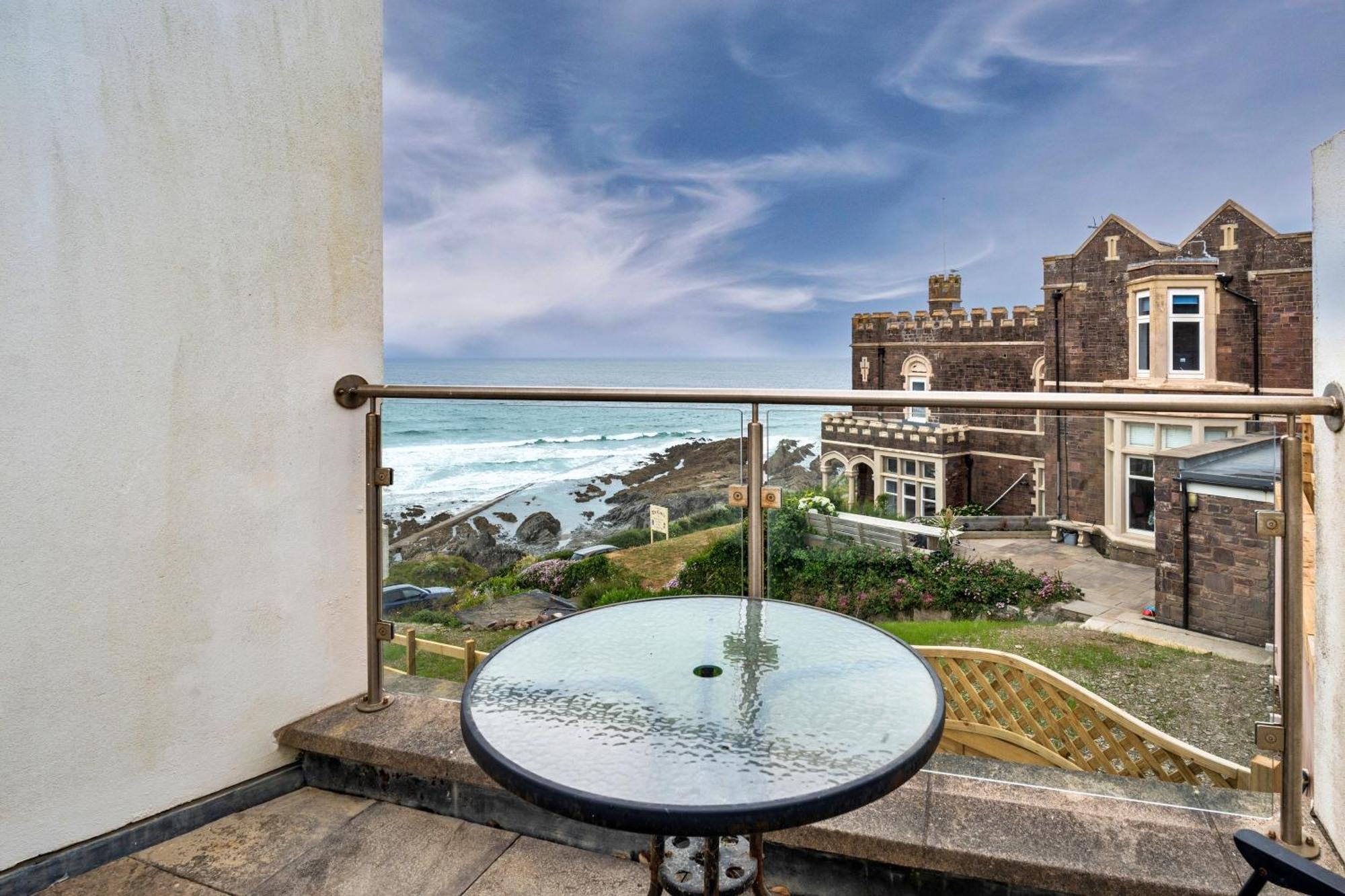 Finest Retreats - Ocean Lookout - Luxury Woolacombe Beach Apartment With Sea Views Bagian luar foto