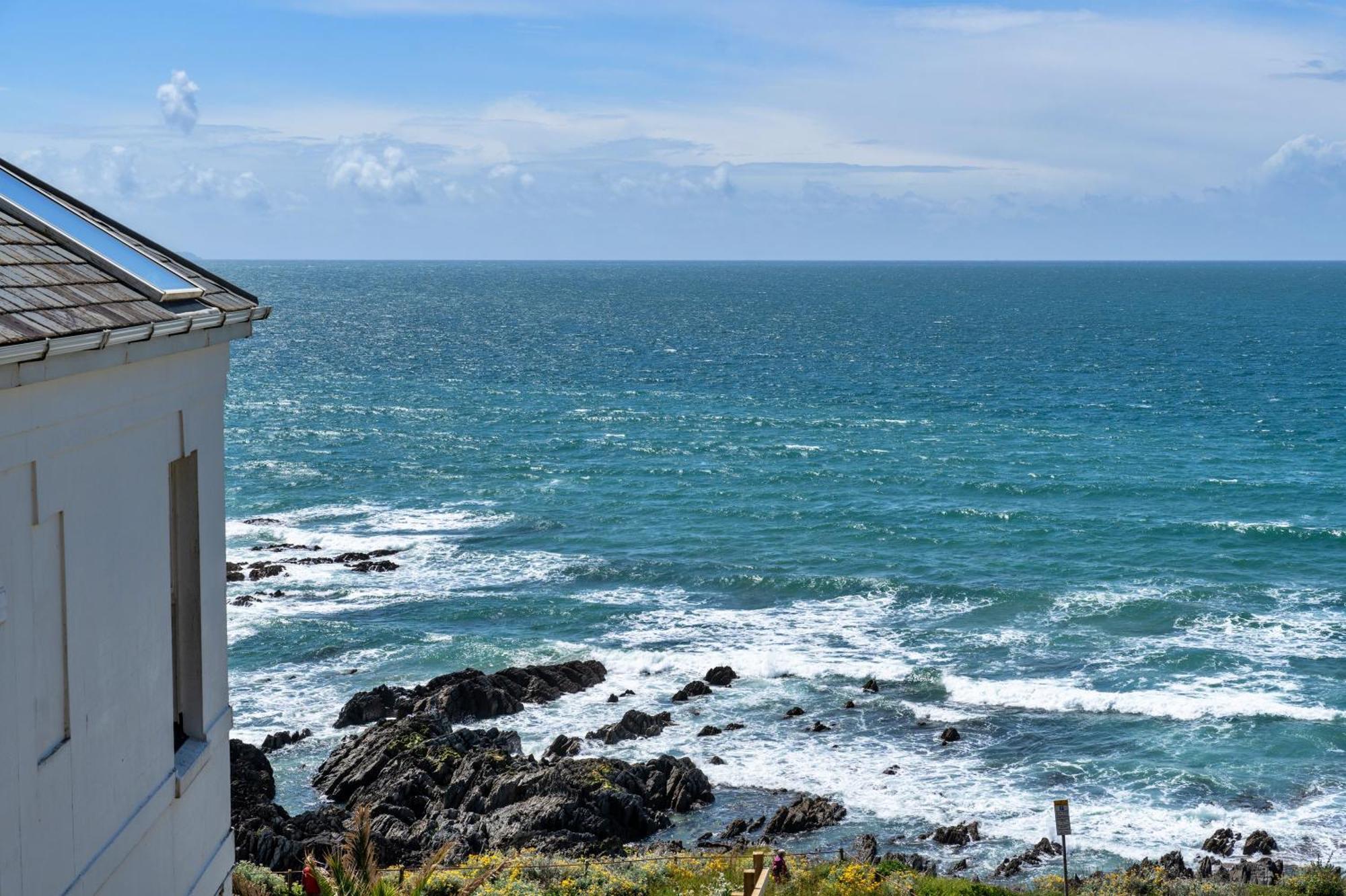 Finest Retreats - Ocean Lookout - Luxury Woolacombe Beach Apartment With Sea Views Bagian luar foto